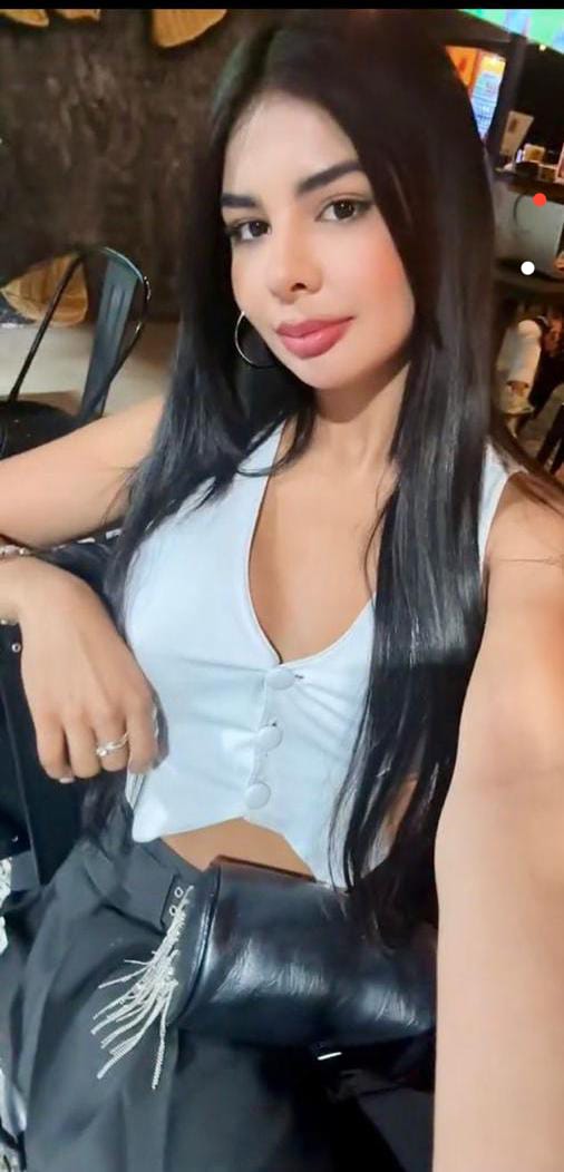 Escort - ESTRELLA - Ibiza Tops